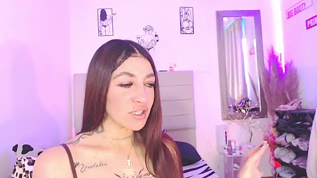 Anna_belly webcam