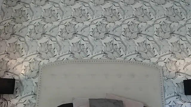 Venusandrea29 webcam