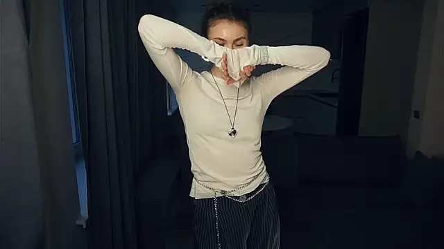 VickiPraml webcam