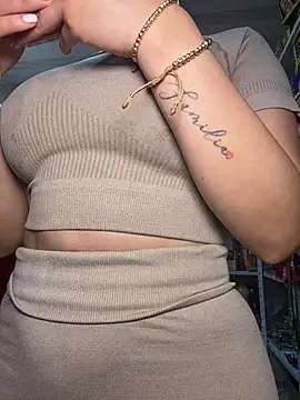 Sara_fun webcam