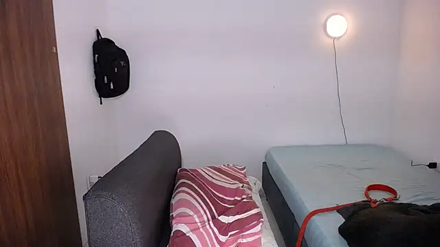 yselahot webcam