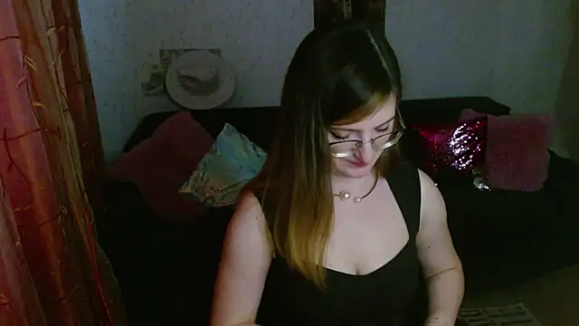 arielsssplash - Arielsssplash's free webcam - UK Sex Cams