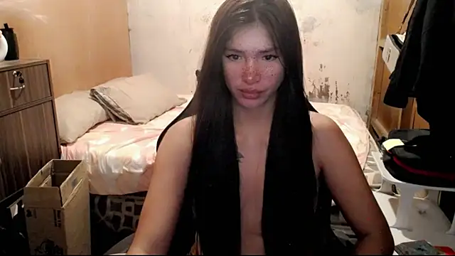 yanaleciousxx webcam