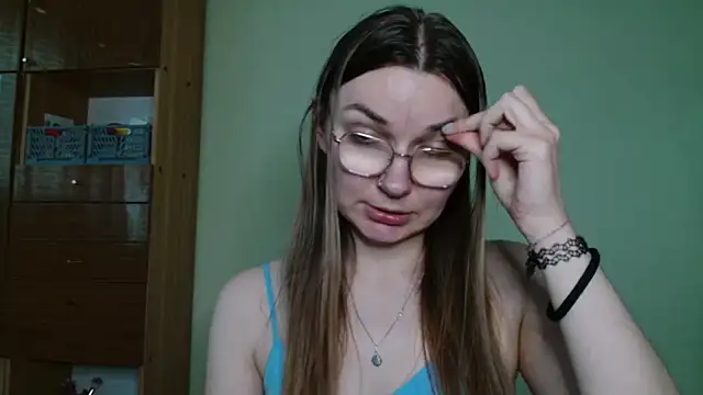 LooveELLYx webcam