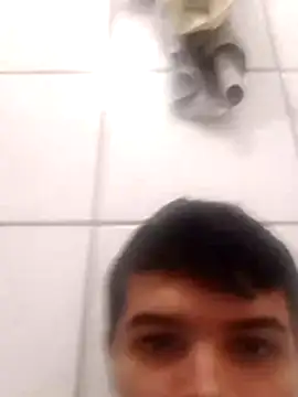 novinho-bundudo - Novinho-bundudo's free webcam - UK Sex Cams