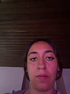 Im_Luuu webcam