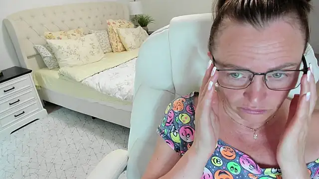 Vika73 webcam