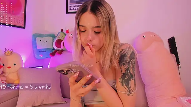 _Tammara_ webcam