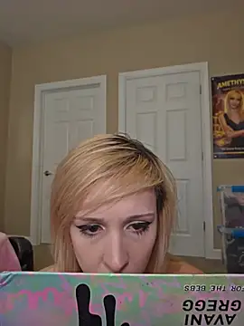 AmethystFoxx webcam