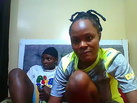 VioletAura webcam