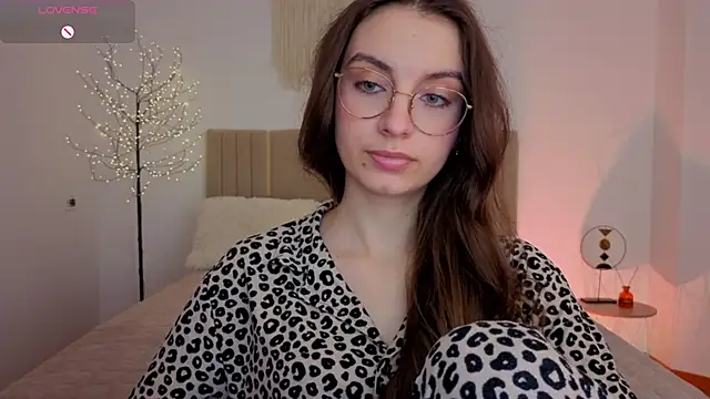 Real_cutie1 webcam