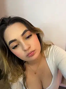 Antonella_Julieta live sex cam