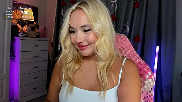 _Loneve__ webcam