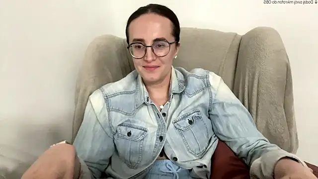 SofiaTease live sex cam