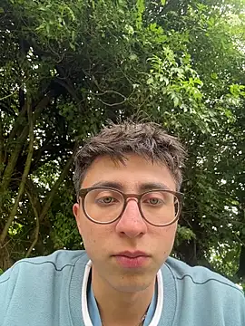 CamiRojas_boy webcam