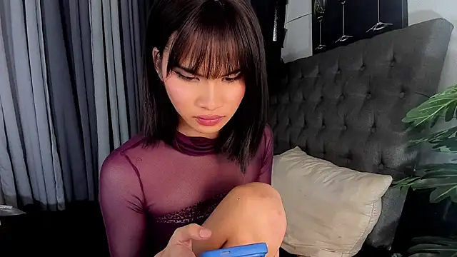 delightfulasianhugecock webcam
