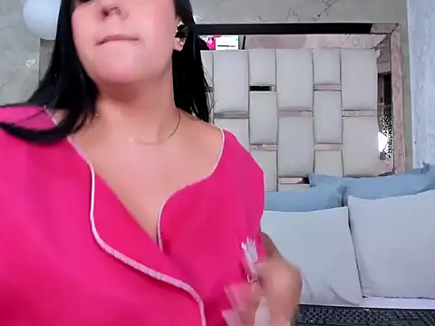katleya_lewiis webcam
