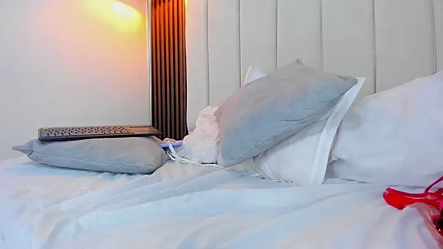 Victoria_Guzman webcam