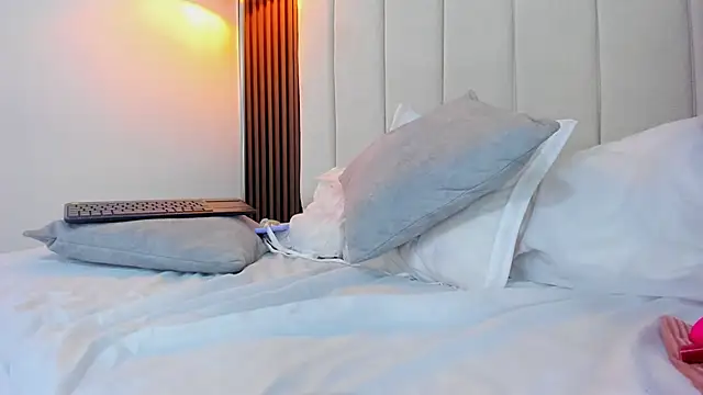 Victoria_Guzman webcam