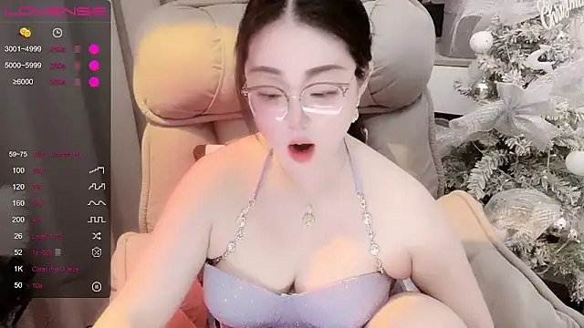 Monica-666888- webcam