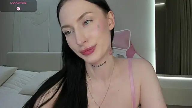 JenniferQueen11 webcam