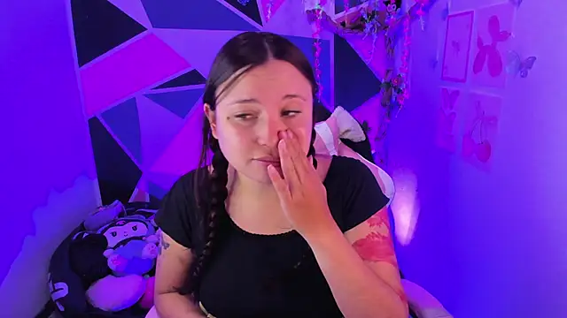 little_emma0 webcam