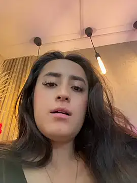 Antonella_Julieta webcam