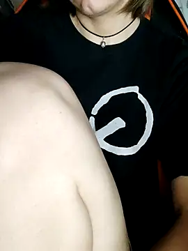 Aashikalaa webcam