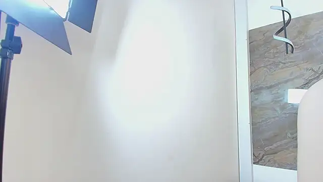 TONY_FOXX1 webcam