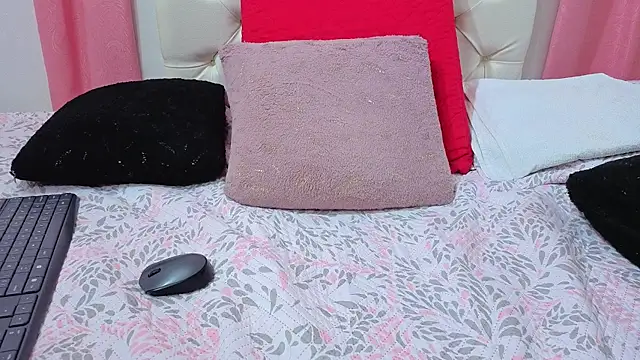 Malia_fox webcam