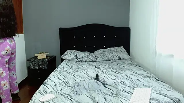 Emilia_1995 webcam
