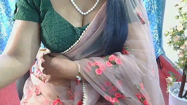 Mallu_Manisha webcam