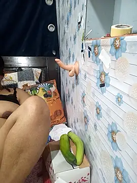tina8th webcam
