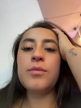 Antonella_Julieta webcam
