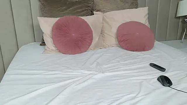 MabelVell live sex cam