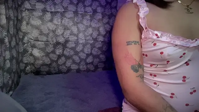 Exotic_alyssa69 webcam