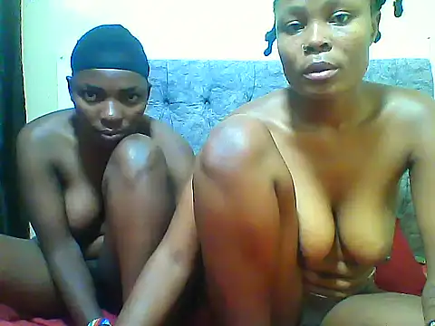 VioletAura webcam