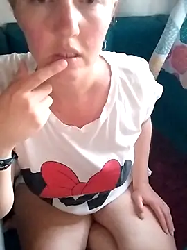 Shanaa74000 webcam