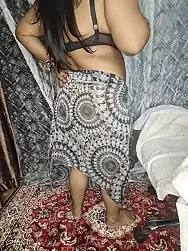 Curvy_Pooja webcam