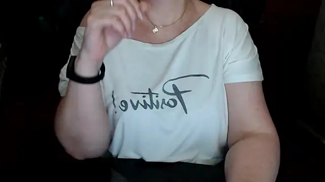 AlisaHot55 webcam