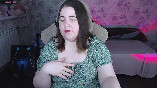 Estelle_Hicks webcam