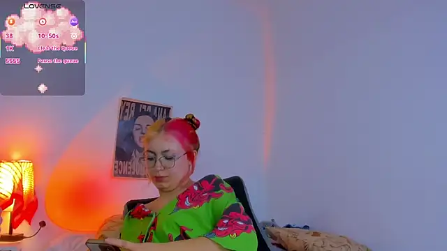MarieTaylor_ webcam