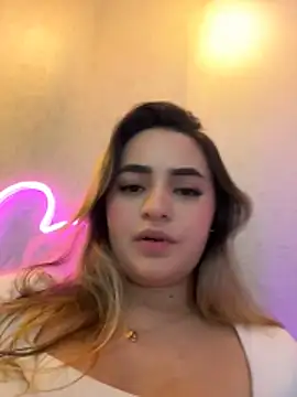 Antonella_Julieta webcam