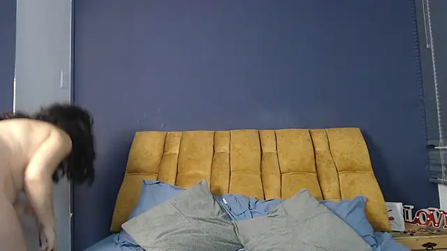 KendraaSimons webcam