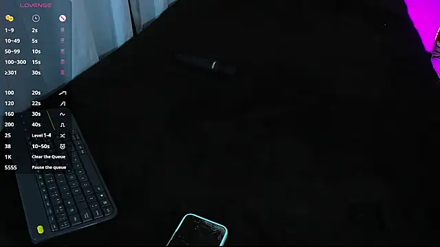 whitney_white_ webcam