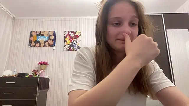 LavetaGossage webcam