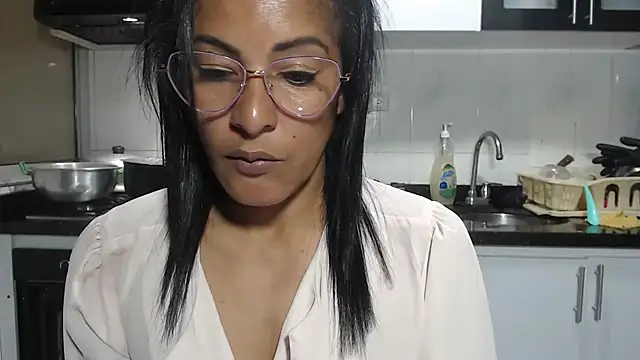 kateleyagrey webcam