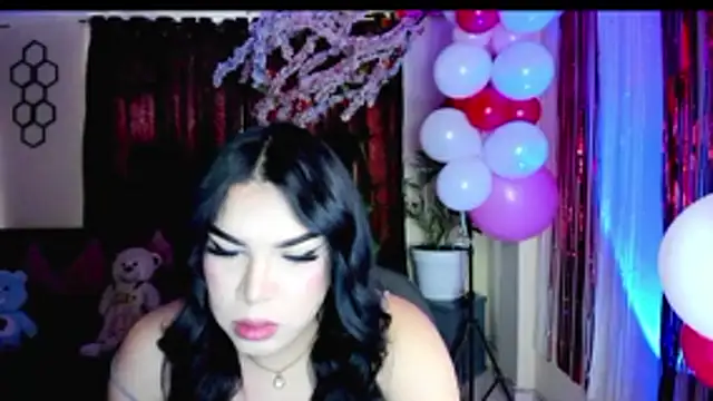 linda_zaam83866 webcam