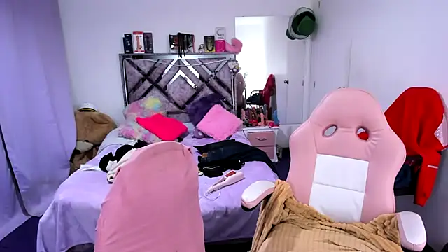 Luna_Analya webcam