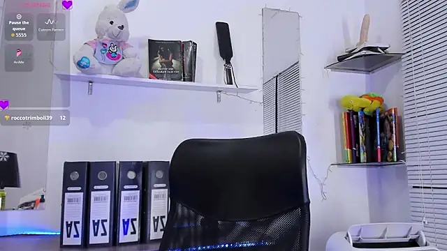 StefanoBigCock webcam